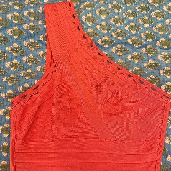 Herve leger hibiscus bandage dress size XS - Picture 4 of 10